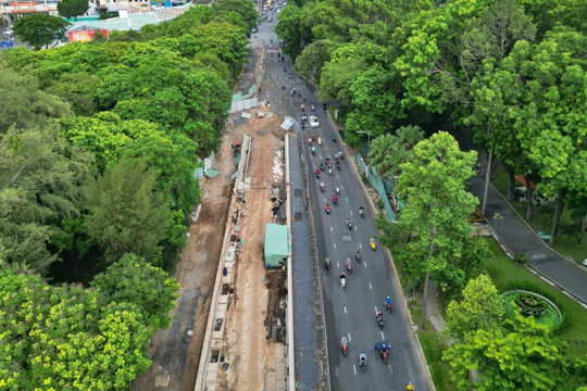 Cận cảnh đường nối gần 5.000 tỷ ở cửa ngõ sân bay Tân Sơn Nhất