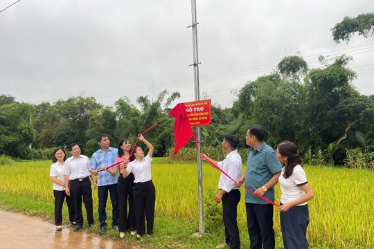 TAND huyện Chi Lăng đồng hành cùng chương trình “Thắp sáng đường quê”