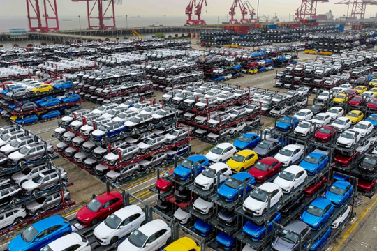 EU áp thuế tạm thời 38% đối với xe điện Trung Quốc