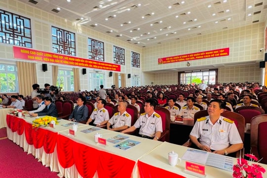 Nhà giàn DK1: Vững vàng nơi đầu sóng ngọn gió, cột mốc chủ quyền giữa biển khơi