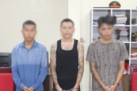 Bắt 3 đối tượng cướp tài sản sau 4 giờ gây án