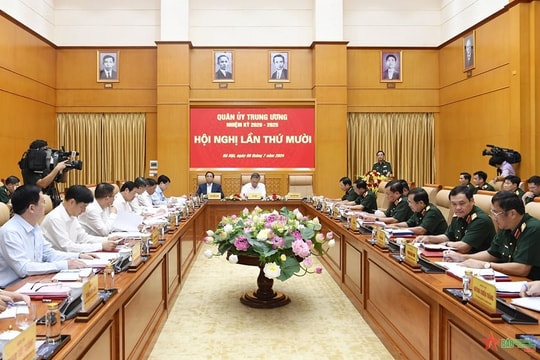 Chủ tịch nước Tô Lâm và Thủ tướng Phạm Minh Chính dự Hội nghị Quân ủy Trung ương