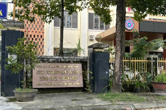 TT-Huế: Cục trưởng Cục Thi hành án dân sự tỉnh bị kỷ luật