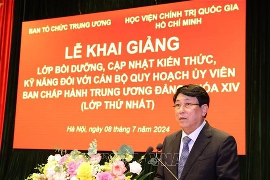 Khai giảng lớp thứ nhất bồi dưỡng cán bộ quy hoạch Ủy viên Ban Chấp hành Trung ương Đảng khóa XIV