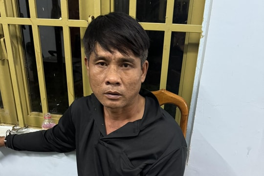 Đi trộm thấy con chủ nhà liền khống chế hiếp dâm