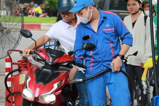 Từ 15h ngày 11/7/2024, giá xăng, dầu đồng loạt giảm