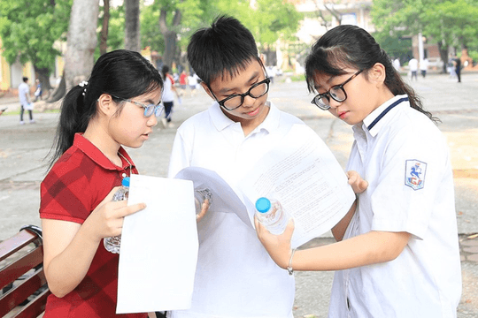 Ngày mai, Hà Nội tiếp nhận hồ sơ học sinh trúng tuyển lớp 10
