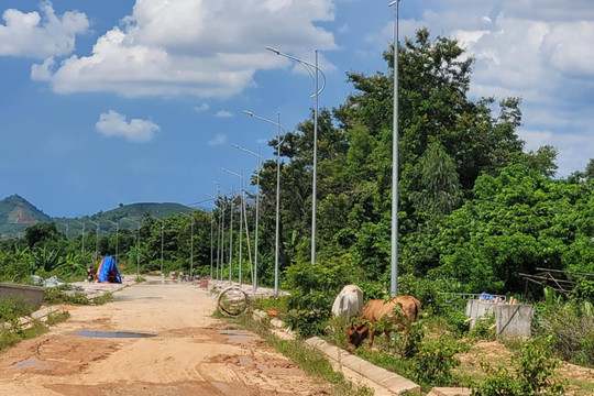 Kon Tum yêu cầu đẩy nhanh tiến độ giải ngân vốn đầu tư công