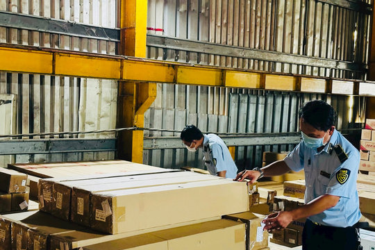 6 tháng đầu năm, Quản lý thị trường TP.HCM nộp ngân sách gần 52 tỷ đồng