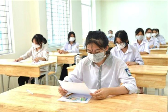 Hà Nội: Hơn 60 trường hạ điểm chuẩn vào lớp 10