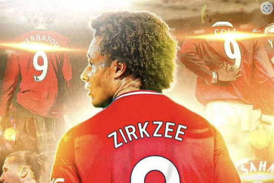 Ai sẽ là người mặc chiếc áo số 9 tại Man United?