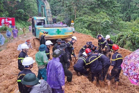 Hà Giang khắc phục sự cố sạt lở nghiêm trọng