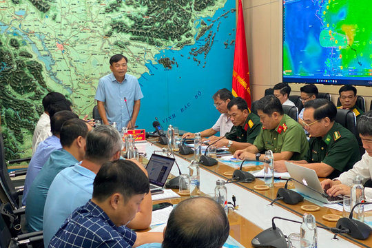 Chú ý áp thấp và bão lũ năm nay bất thường