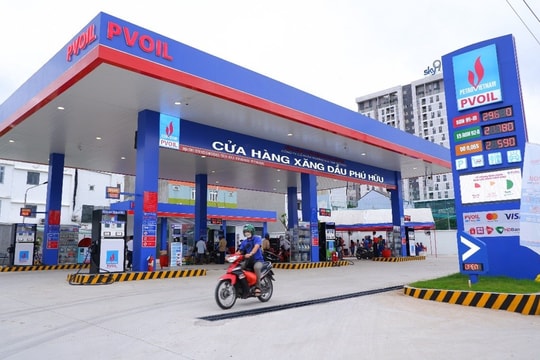 Doanh nghiệp đầu mối xăng dầu phải có 40 nhà phân phối