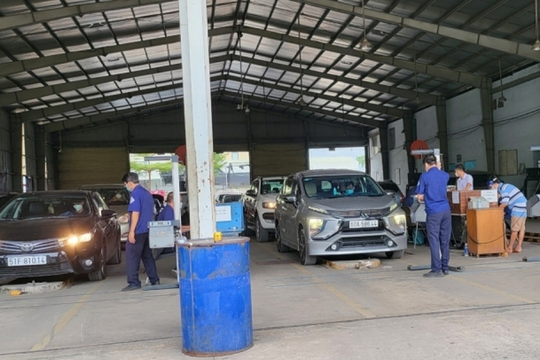 Hơn 450.000 lượt ô tô trượt đăng kiểm 6 tháng đầu năm 2024