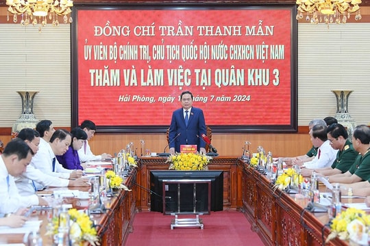 Chủ tịch Quốc hội Trần Thanh Mẫn thăm, làm việc tại Quân khu 3