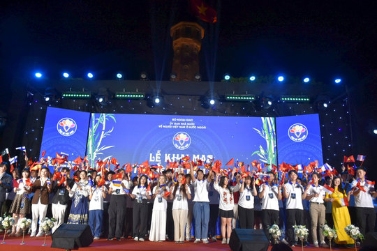 Trại hè Việt Nam 2024: “Đất nước trọn niềm vui”