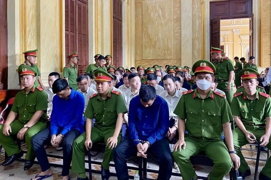 Tuyên án vụ buôn lậu hơn 6 tấn vàng từ Campuchia về