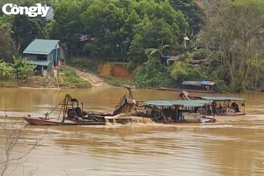 Tuyên Quang: Bến thủy nội địa cạnh bến đò ngang, gây nguy hiểm cho người dân