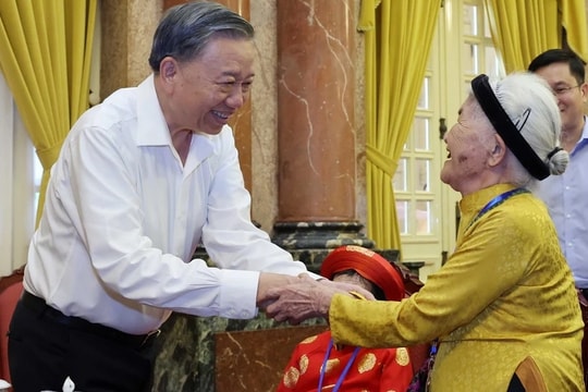 Chủ tịch nước Tô Lâm: Các gia đình chính sách phải luôn được hưởng đầy đủ thành quả của sự nghiệp đổi mới