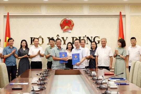 Bộ Xây dựng bàn giao 2 đơn vị sự nghiệp về TP. Hải Phòng