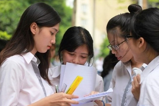 Điểm sàn xét tuyển năm 2024 được nhiều trường đại học tiếp tục công bố