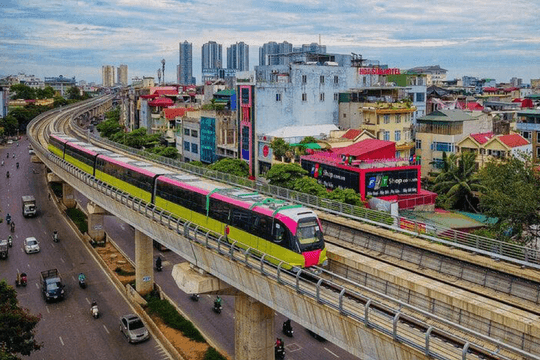 Đẩy nhanh triển khai đường sắt ở 2 đô thị đầu