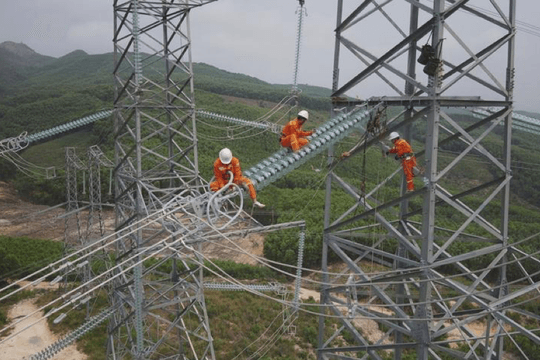 Hoàn thành đường dây 500kV mạch 3 dịp 2/9