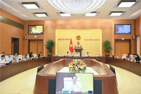 Thông qua nghị quyết sắp xếp ĐVHC cấp huyện, xã với 3 tỉnh