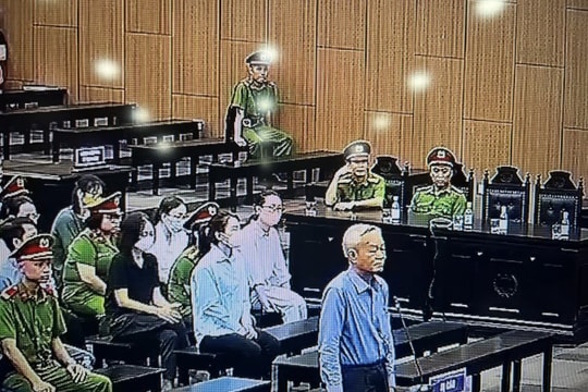 Vụ án FLC: HoSE giúp sức Trịnh Văn Quyết thế nào?