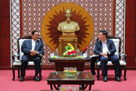 Trưởng Ban Tuyên giáo Trung ương tiếp Đoàn đại biểu Hội Cựu chiến binh Campuchia