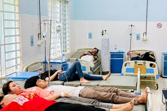Điều tra, xử lý vụ nghi ngộ độc thực phẩm tại Bình Phước