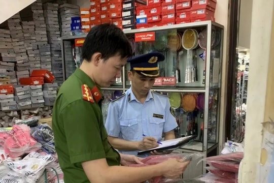 Thu giữ hàng nghìn sản phẩm có dấu hiệu giả mạo nhãn hiệu