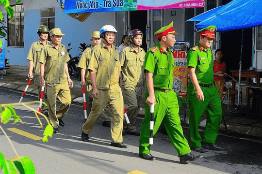 Hỗ trợ đóng bảo hiểm cho lực lượng bảo vệ an ninh, trật tự cơ sở