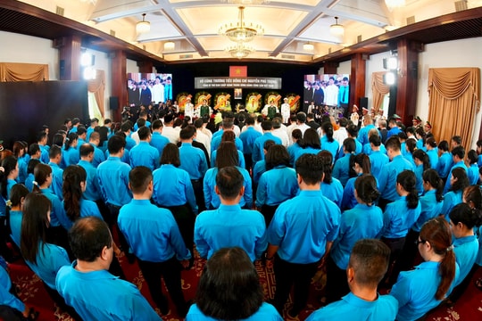 Người dân TP HCM: "Tổng Bí thư Nguyễn Phú Trọng luôn ở trong trái tim chúng tôi"