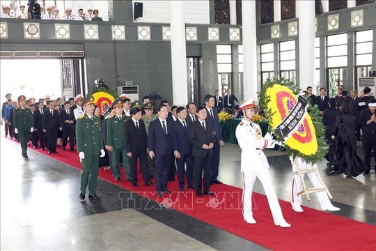 Đoàn các địa phương viếng Tổng Bí thư Nguyễn Phú Trọng