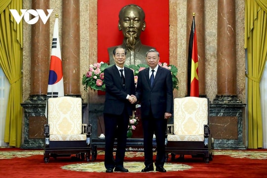 Chủ tịch nước Tô Lâm tiếp Thủ tướng Hàn Quốc Han Duck Soo