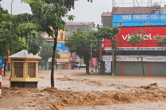 Tập trung khắc phục hậu quả mưa lũ, sạt lở