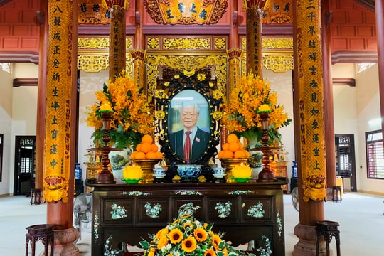 Thừa Thiên Huế: Tăng ni, Phật tử tưởng niệm Tổng Bí thư Nguyễn Phú Trọng