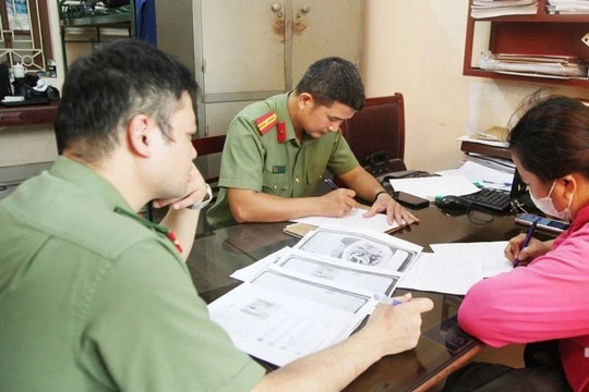 Phạt người tung tin nữ công nhân lây HIV