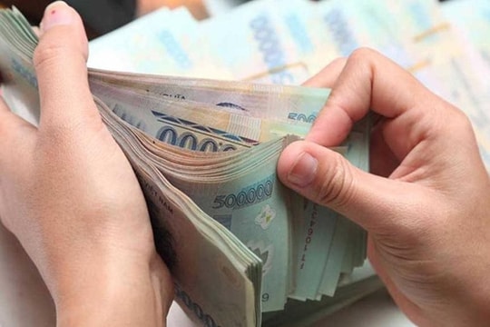 Ngân hàng ‘nới’ điều kiện vay tiêu dùng 100 triệu đồng