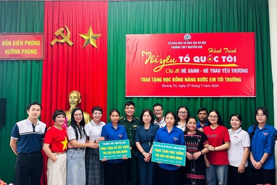 Hành trình "Tôi yêu Tổ quốc tôi": Tri ân và hỗ trợ giáo dục nơi biên giới