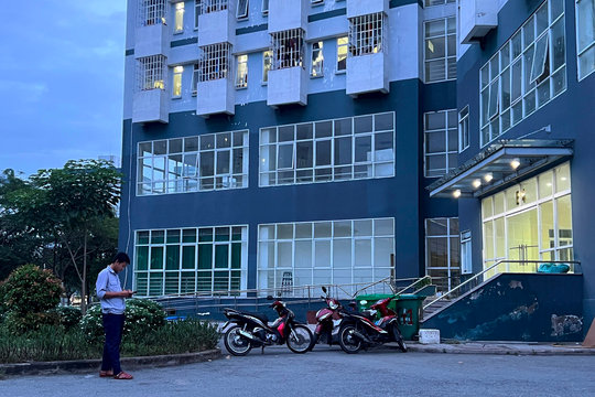 Bình Dương: Nam sinh rơi lầu ký túc xá