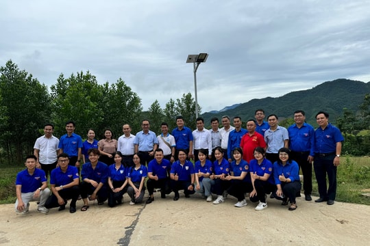 Chiến dịch 'Mùa hè xanh 2024' của Chi đoàn TAND tỉnh TT-Huế