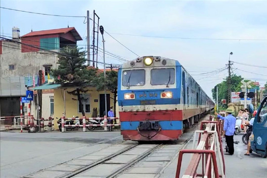 Bộ Giao thông vận tải yêu cầu khẩn trương sửa chữa 184 đường ngang