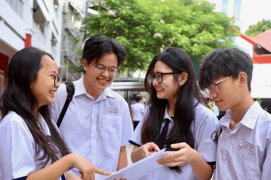 Thí sinh đăng ký xét tuyển đại học 2024 tăng cao