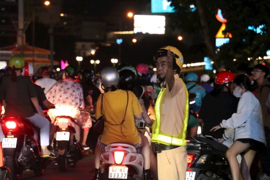 Người dân TP.HCM phản ánh vi phạm giao thông như thế nào?