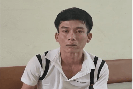 Kẻ đột vòm khoắng 26 chiếc điện thoại có nhiều tiền án