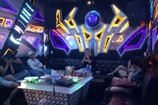 Khởi tố nhóm đối tượng sử dụng ma túy tại quán karaoke