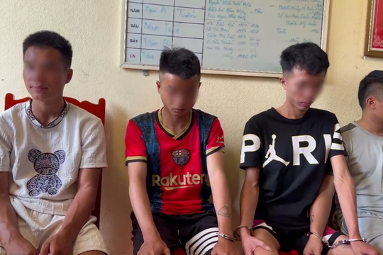 Phá đường dây ma túy liên tỉnh từ việc xét nghiệm nhóm thanh niên lêu lổng